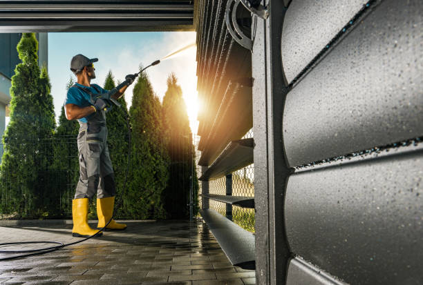 Best Gutter Cleaning and Brightening in Monticello, WI